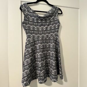 NWT size medium black and white dress